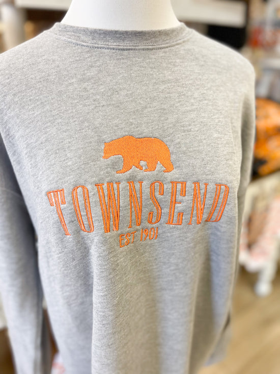 Townsend Bear Embroidered Sweatshirt