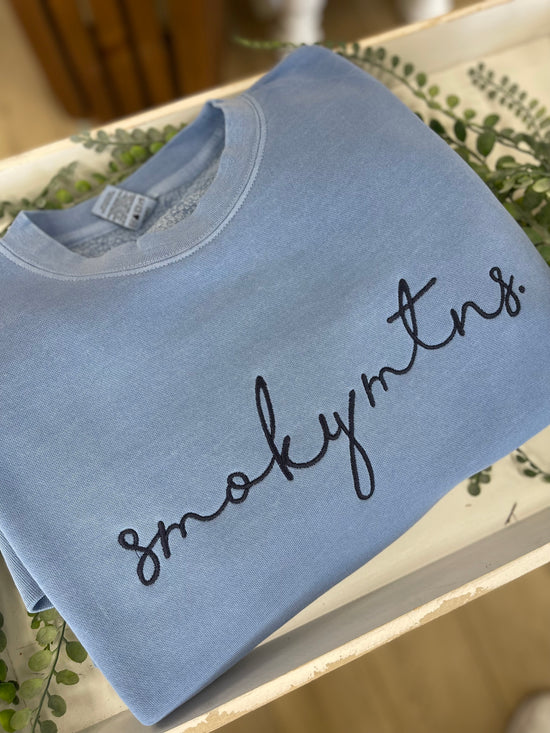 Smoky Mtns. Signature Embroidered Sweatshirt