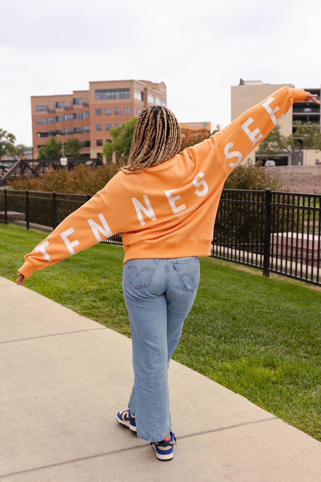 Tennessee Barkley Split - Lantern Sleeve Crewneck