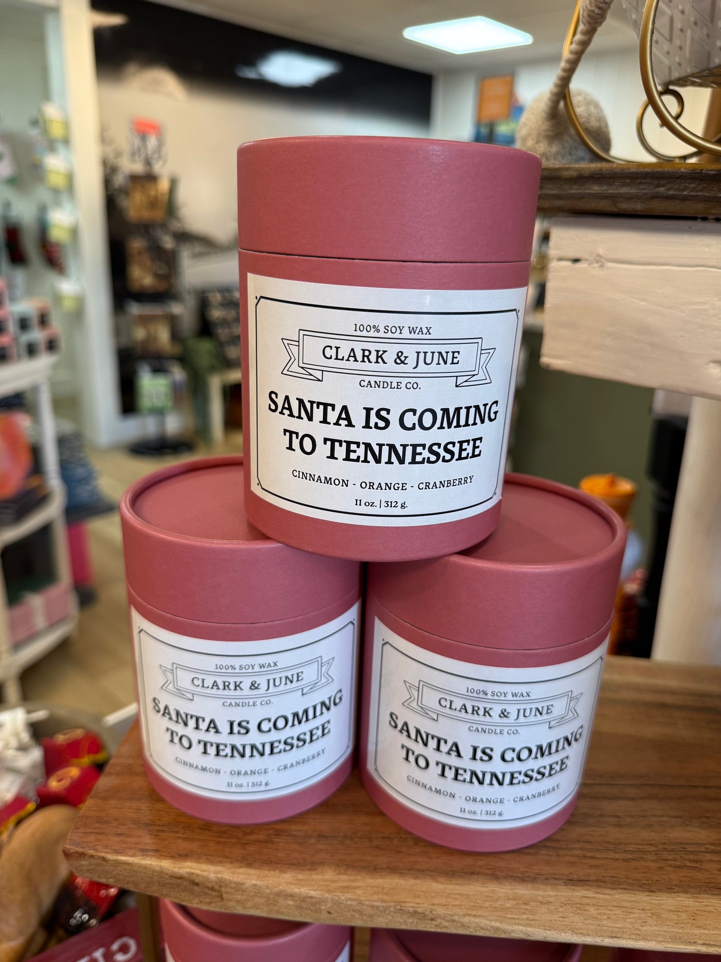 Santa is Coming to Tennessee 11oz Soy Holiday Candle