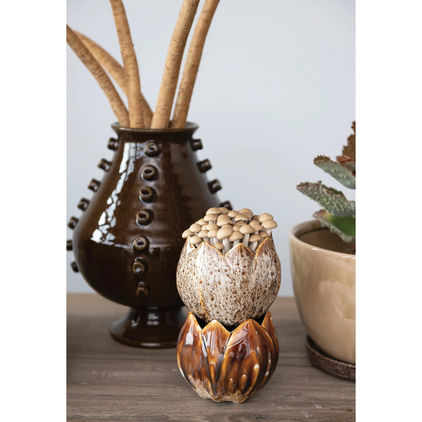 Load image into Gallery viewer, Stoneware Flower Shaped Planter, 2 Colors (Each One Will Vary)
