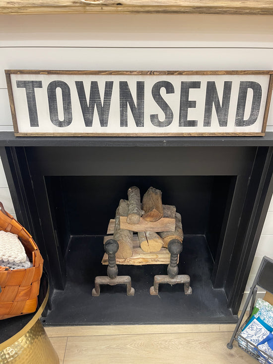 Load image into Gallery viewer, Townsend 33x8 Wood Sign

