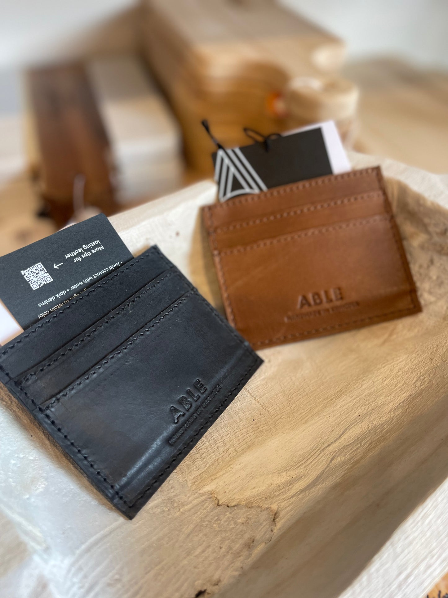 ABLE - Alem Wallet - Whiskey